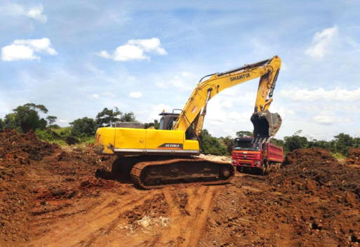 Shantui SE335LC Excavator Works In Uganda Alluvial Gold Ore
